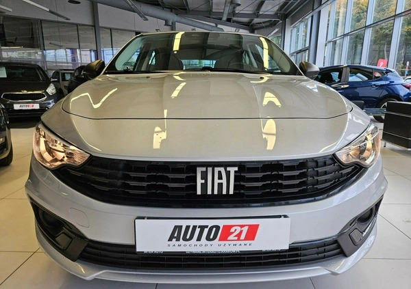 Fiat Tipo cena 49900 przebieg: 60800, rok produkcji 2021 z Bielawa małe 466